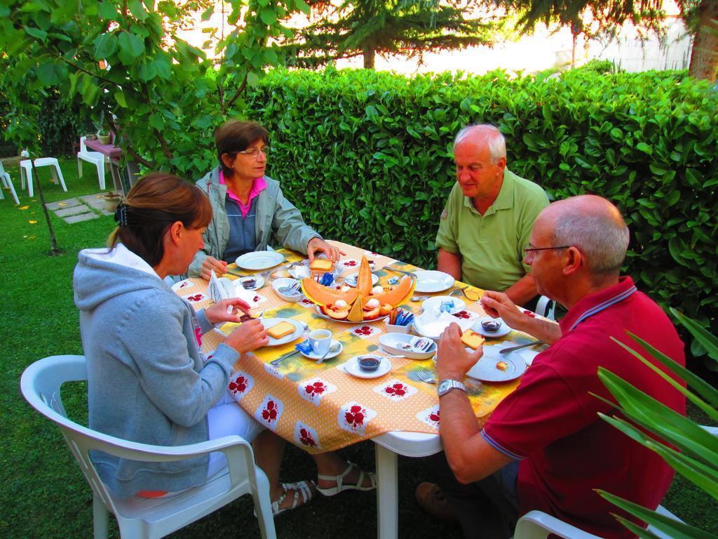 B&B Le Begonie Ascoli Piceno Bagian luar foto