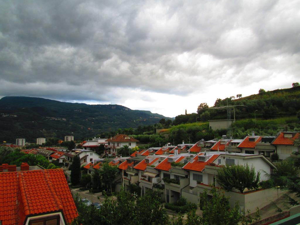 B&B Le Begonie Ascoli Piceno Ruang foto
