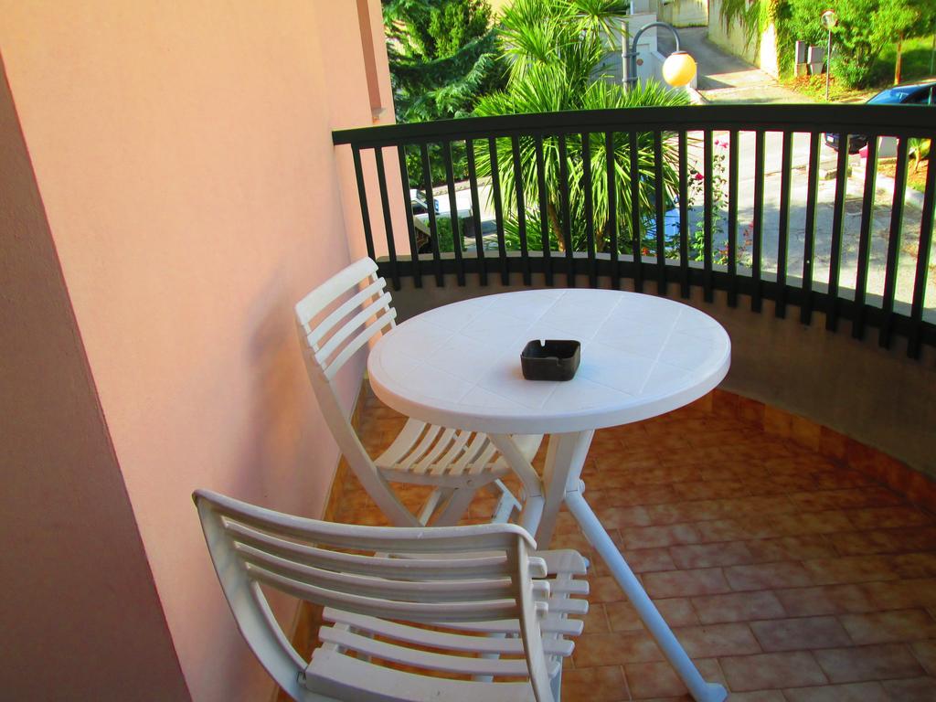 B&B Le Begonie Ascoli Piceno Ruang foto