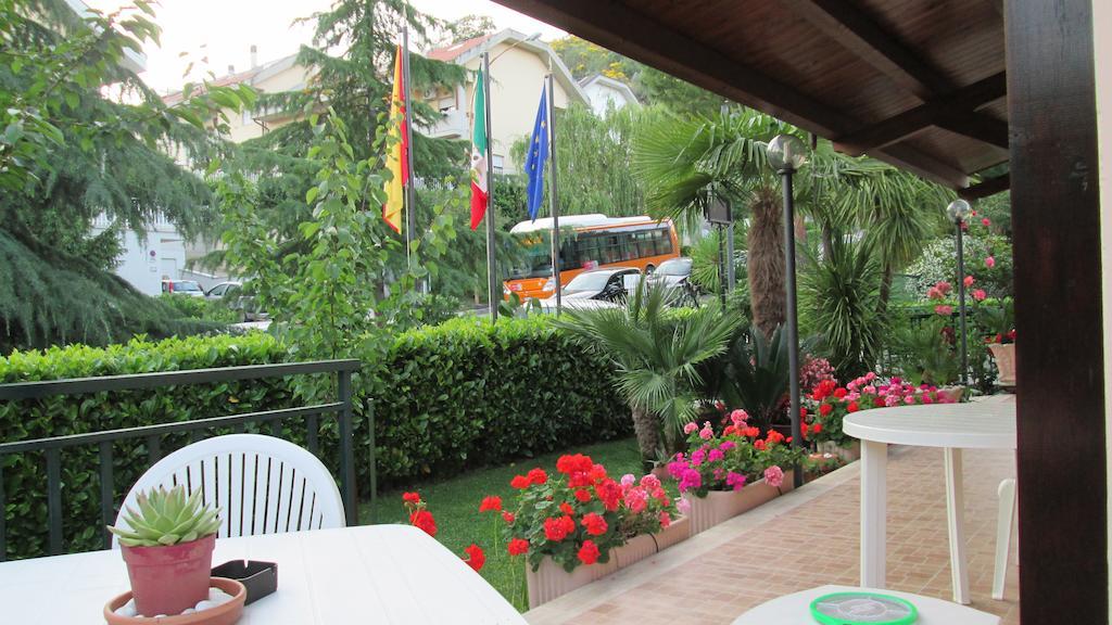 B&B Le Begonie Ascoli Piceno Bagian luar foto