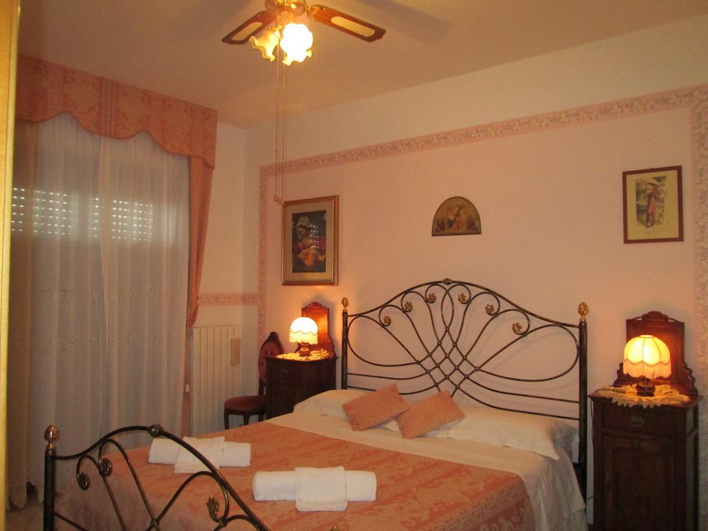 B&B Le Begonie Ascoli Piceno Ruang foto