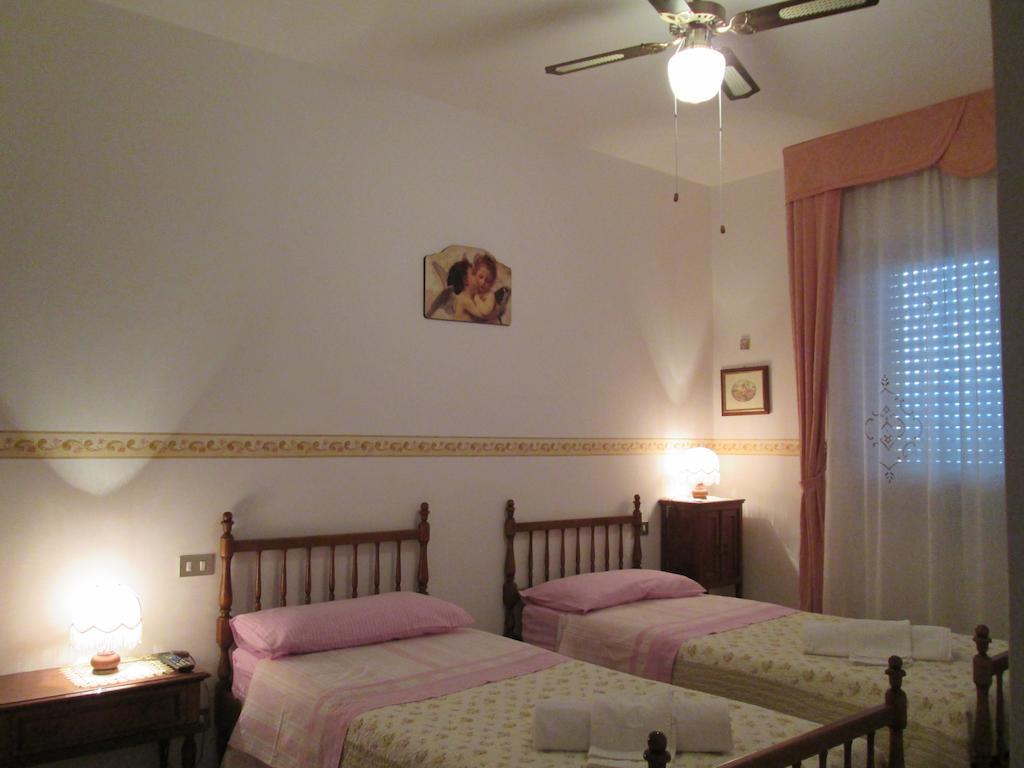 B&B Le Begonie Ascoli Piceno Ruang foto