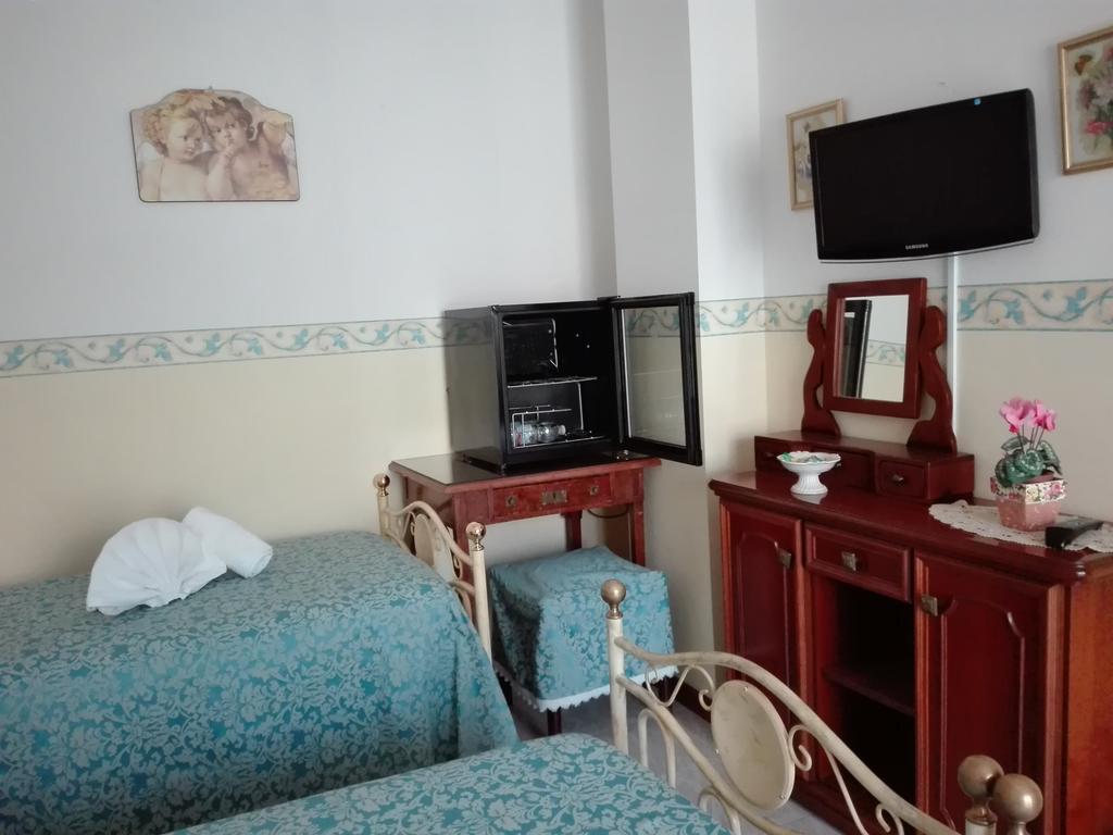 B&B Le Begonie Ascoli Piceno Bagian luar foto